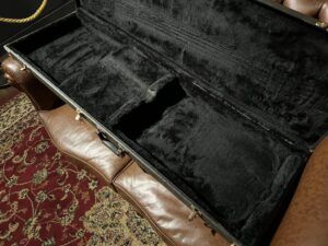 Rickenbacker 4001 Jetglo 1977年製 エレキベース ハードケース内