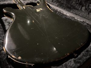 Rickenbacker 4001 Jetglo 1977年製 エレキベース ボディ裏面