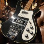 島根県出雲市より、Rickenbacker 4001 Jetglo 1977年製 エレキベースを買取させて頂きました！