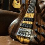 静岡県掛川市より、Ken Smith BSR5 Macassar Ebony エレキベースを買取させて頂きました！