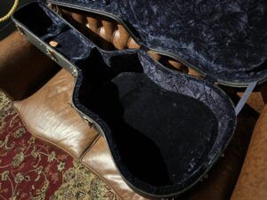 Gibson Custom Line CL-40 Artist 1997年製 アコースティックギター ハードケース内