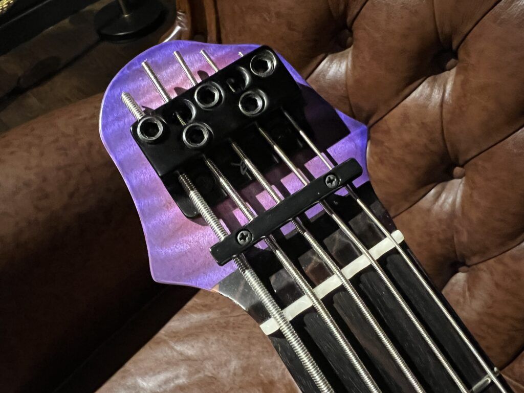 saitias guitars Lorentz 5 Ebony Custom -Pison Pink Satin- ヘッドレスベース ヘッド
