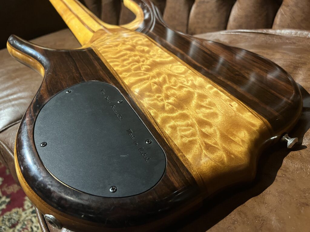 Ken Smith BSR5 Macassar Ebony エレキベース ボディ裏