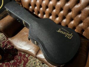 Gibson Custom Shop DONOVAN 1965 J-45 Model アコースティックギター ハードケース