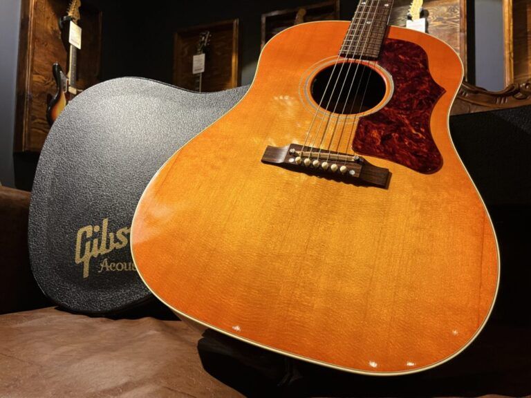 島根県雲南市より、Gibson Custom Shop DONOVAN 1965 J-45 Model  アコースティックギターを買取させて頂きました！