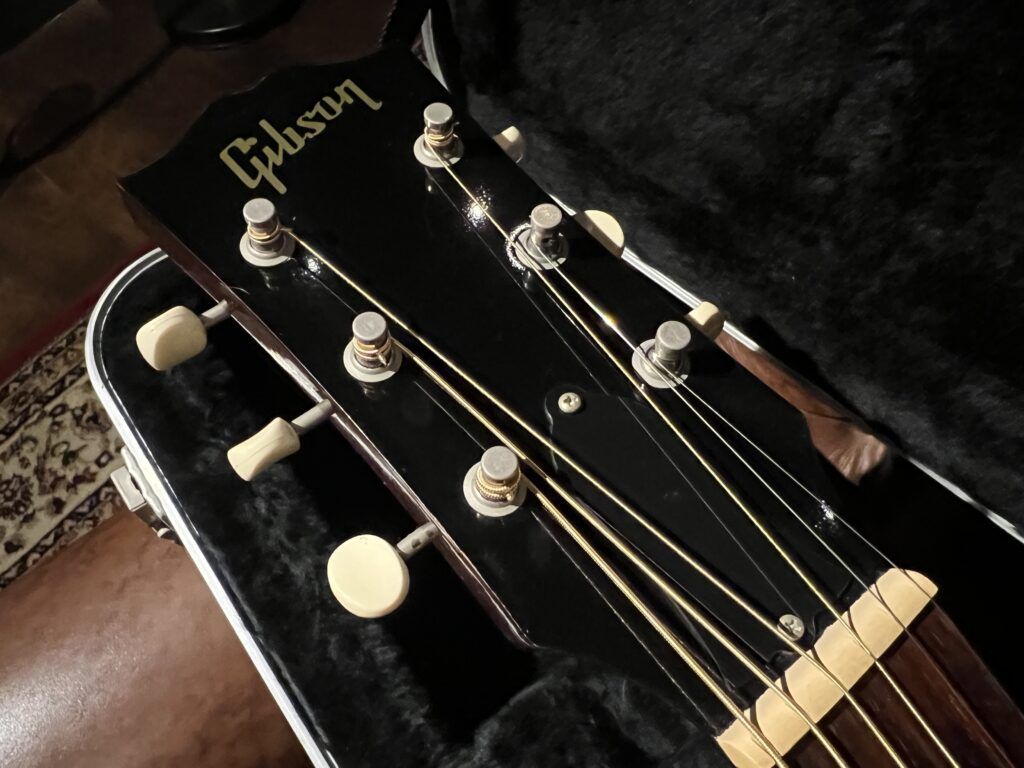 Gibson 1962 J-45 1999年製 アコースティックギター ヘッドロゴ