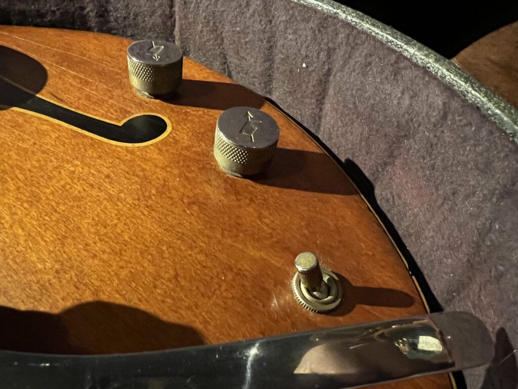 Gretsch Tennessean 1967年製 フルアコギター コントロール部