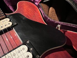 Gibson ES-335TD 70年代 セミアコギター ピックガード