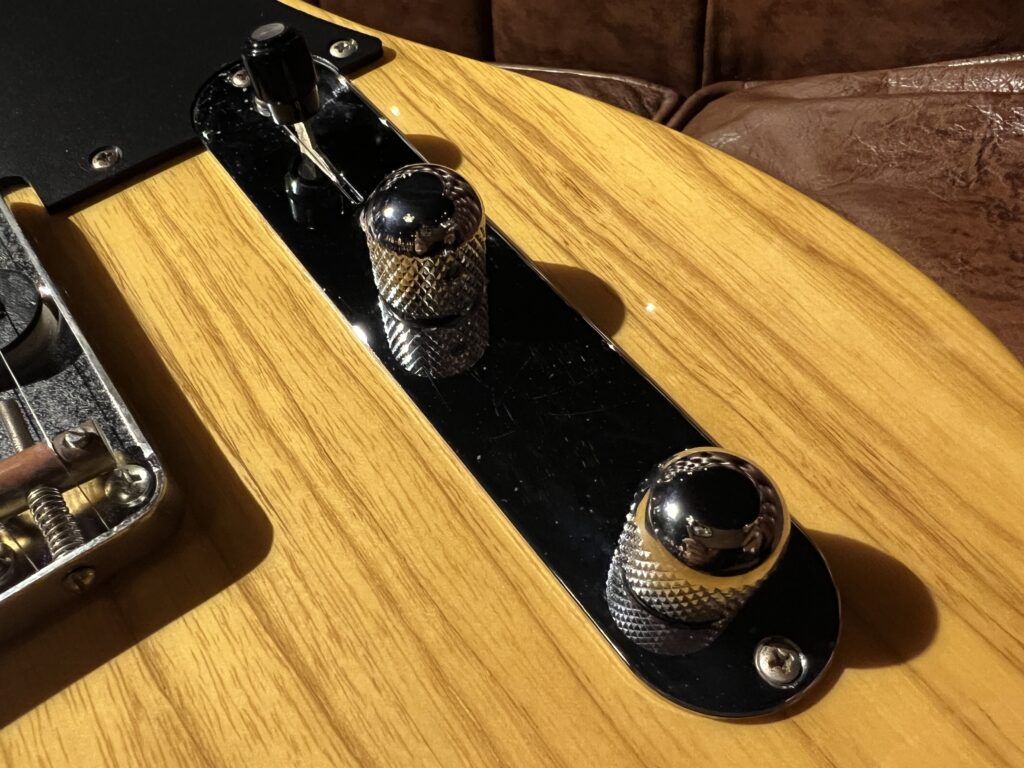 Fender Made in Japan Heritage 50s Telecaster エレキギター コントロール