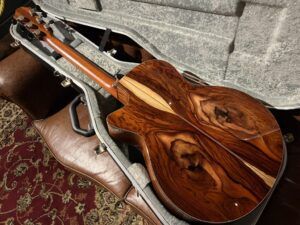 Furch Rainbow Gc-LC エレアコギター 裏面