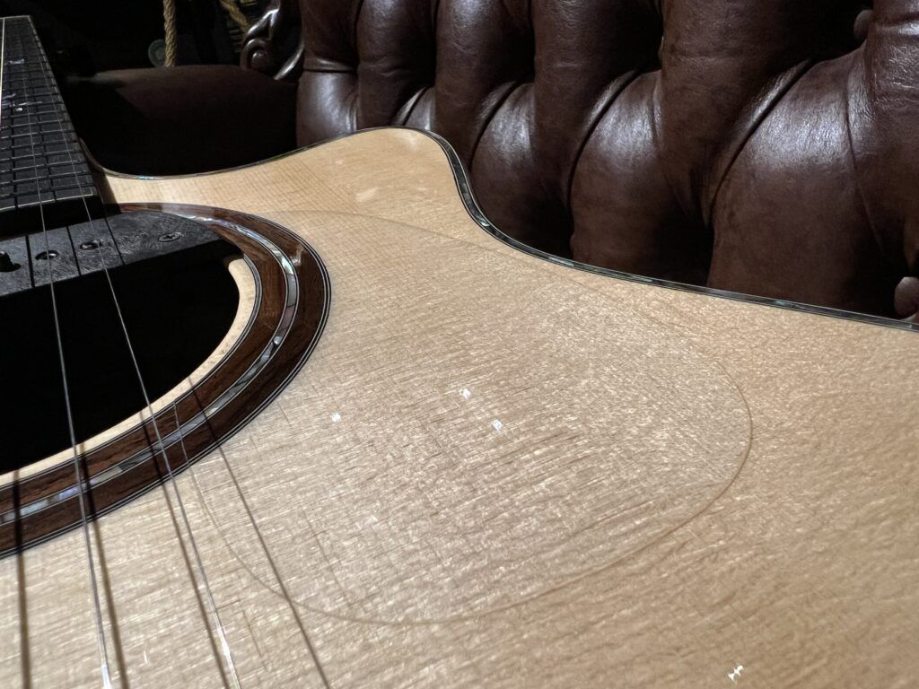 Furch Rainbow Gc-LC エレアコギター ピックガード