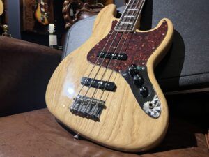 福岡県筑後市より、Provision VJB-PS #005-LA-NTL エレキベースを買取させて頂きました！