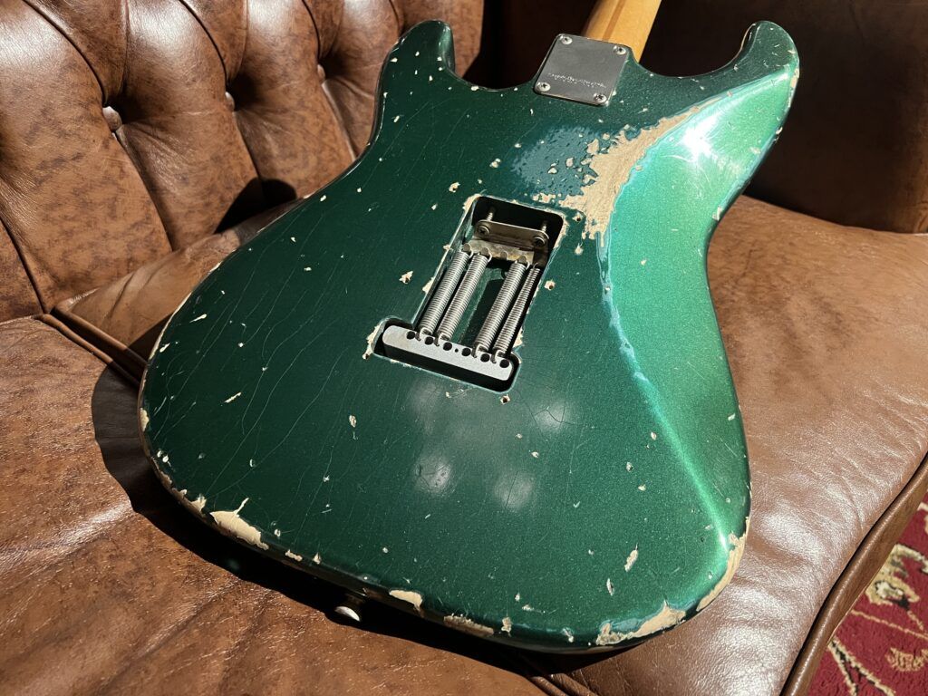Scoop Creation Works '57-ST Green Metallic Hard Aged エレキギター ボディ裏