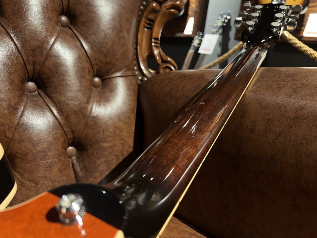 Gibson Memphis 2016 ES-335 Faded Light Burst セミアコギター ネック